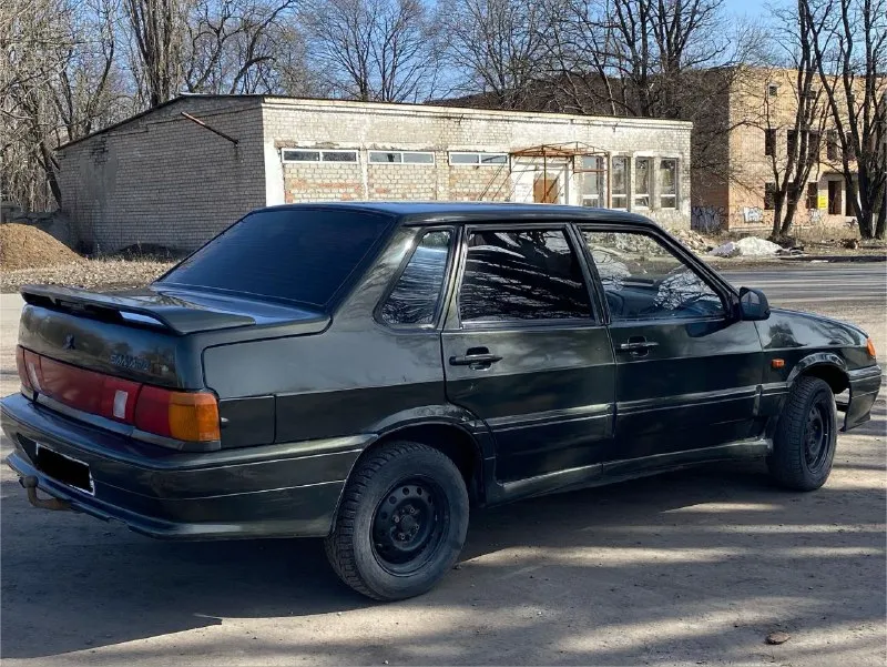 Продам lada 2115. документы полный порядок чистые без штрафов и запретов ! техосмотр в подарок автомобиль в хорошем состояние вложений не требует сел и поехал по кузову не гнилая ровненькая ! без рыжиков двигатель часики работает тянет отлично ! не дымит не троит масло от замены до замены ! дно пороги целые по стаканам лонжеронам проблем нету все целое ! по ходовой части на 5 салон чистый опрятный ! резина зима тел +79499826851 цена 215,000₽ все остальные вопросы по телефону, без торга цена указана окончательная !осмотр макеевка -донецк звонить в любое время попрошу звонить реальным покупателям без лишних и тупых вопросов возможно. пригон по договоренности. - фотография - 8