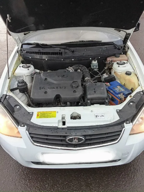 Доброго времени суток продам ваз приора 2013 года выпуска машина в хорошем состояние как внешне так и технически всё работает всё светится машина надёжная не где не подводила езжу каждый день двигатель 16v 124 клапана не гнёт работает ровно масло не ест кпп работает хорошо не хрустит не выбивает техническая часть отлично комплектация abs электрорегулировка стёкл стеклоподъемники эур подушка безопасности обычная музыка дно пороги не гнилые машина сел и поехал без заморочек осмотр (макеевка) тел (+79493540754 иван ) цена (390.000₽) торг при осмотре 📞 звоните: +7(949)3540754 - фотография - 6