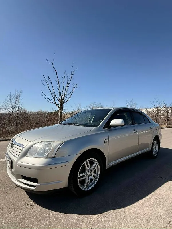 Продам, toyota авенсис(люфтбек) 2003год, двигатель 2литра дизель(д4д), первый владелец в рф. пробег... - фотография