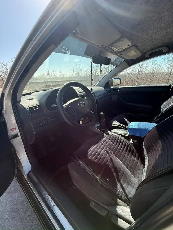 Продам, toyota авенсис(люфтбек) 2003год, двигатель 2литра дизель(д4д), первый владелец в рф. пробег 430тыс, машина в хорошем рабочем состоянии, доработана аудио система(магнитофон, колонки)расход трасса 5литров, город 7литров. цена 650тыс руб. машиной будете довольны. тел +79494828022(телеграмм) 📞 звоните: +7(949)4828022 - фотография - 2