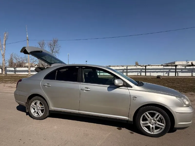 Продам, toyota авенсис(люфтбек) 2003год, двигатель 2литра дизель(д4д), первый владелец в рф. пробег 430тыс, машина в хорошем рабочем состоянии, доработана аудио система(магнитофон, колонки)расход трасса 5литров, город 7литров. цена 650тыс руб. машиной будете довольны. тел +79494828022(телеграмм) 📞 звоните: +7(949)4828022 - фотография - 4