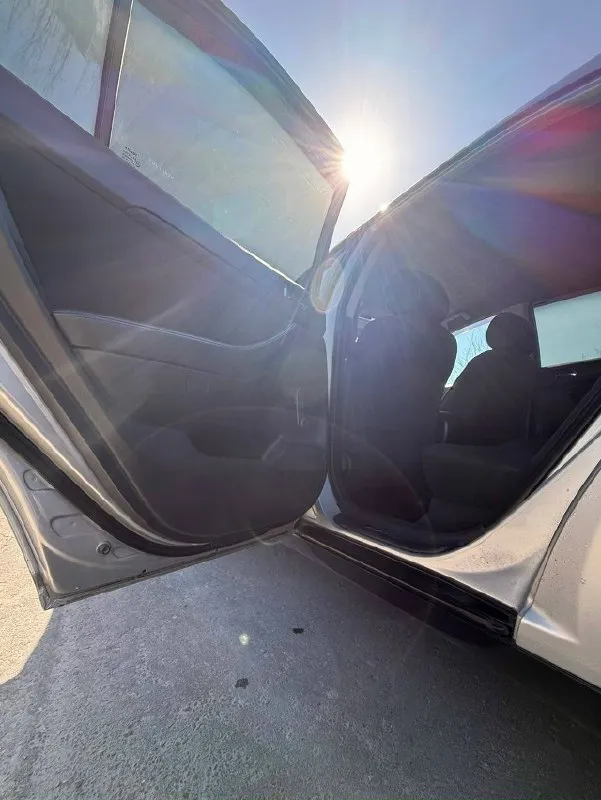 Продам, toyota авенсис(люфтбек) 2003год, двигатель 2литра дизель(д4д), первый владелец в рф. пробег 430тыс, машина в хорошем рабочем состоянии, доработана аудио система(магнитофон, колонки)расход трасса 5литров, город 7литров. цена 650тыс руб. машиной будете довольны. тел +79494828022(телеграмм) 📞 звоните: +7(949)4828022 - фотография - 8