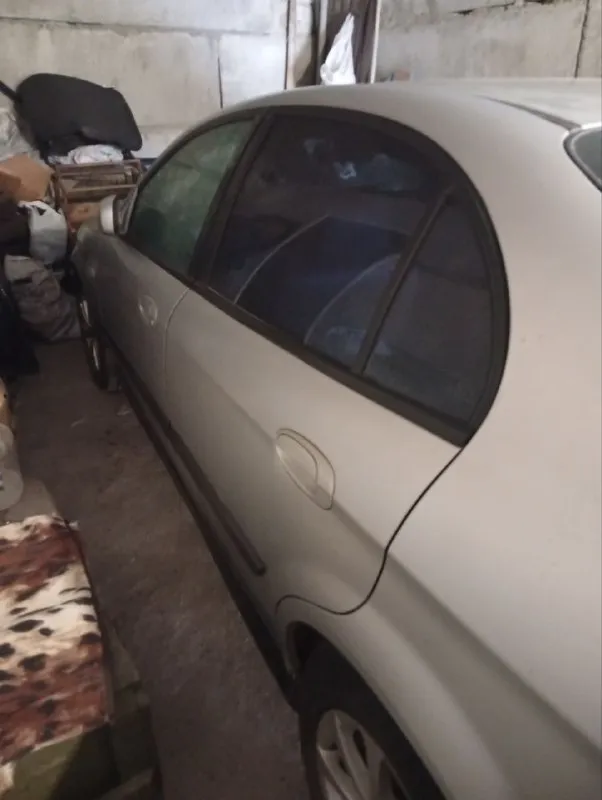 Продам chevrolet evanda 2.5 автомат. пробег 236 т. км. регистрация рф, местная, 180 регион. установлен и вписан газ. заводится, работает. есть проблема с акпп, сама не едет. обработана, обесшумленна. кондиционер, климат контроль, кожаный салон, сигнализация, центральный замок, газ, парктроник, 2 ключа, диски литые, новый радиатор, катушки, ходовка в хорошем состоянии. быстрое переоформление без проблем. цена 300 т. рублей. +79490451504 - фотография - 10