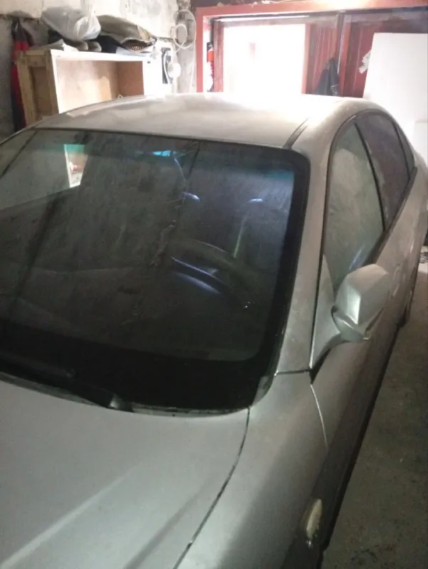 Продам chevrolet evanda 2.5 автомат. пробег 236 т. км. регистрация рф, местная, 180 регион. установлен и вписан газ. заводится, работает. есть проблема с акпп, сама не едет. обработана, обесшумленна. кондиционер, климат контроль, кожаный салон, сигнализация, центральный замок, газ, парктроник, 2 ключа, диски литые, новый радиатор, катушки, ходовка в хорошем состоянии. быстрое переоформление без проблем. цена 300 т. рублей. +79490451504 - фотография - 2