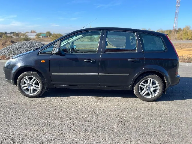 Продам форд фокус c-max 2004 г. механика; объём 1,8 мт. пробег 247000 км. авто в хорошем состоянии, во владении 7 лет, собственник. кузов без дтп, в родном окрасе, вся безопасность на месте, остекление родное включая лобовое стекло с обогревом (без трещин). технически в хорошем состоянии. резина летняя на литых дисках, зимняя на штампованных. установлено гбо, оформлено. осмотр в г. енакиево. цена 530000 руб. тел. +79493284100. 📞 🇷🇺 звоните: +79493284100 - фотография - 2