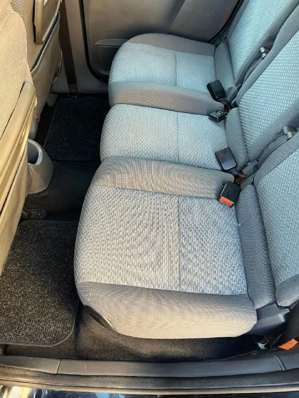 Продам форд фокус c-max 2004 г. механика; объём 1,8 мт. пробег 247000 км. авто в хорошем состоянии, во владении 7 лет, собственник. кузов без дтп, в родном окрасе, вся безопасность на месте, остекление родное включая лобовое стекло с обогревом (без трещин). технически в хорошем состоянии. резина летняя на литых дисках, зимняя на штампованных. установлено гбо, оформлено. осмотр в г. енакиево. цена 530000 руб. тел. +79493284100. 📞 🇷🇺 звоните: +79493284100 - фотография - 4