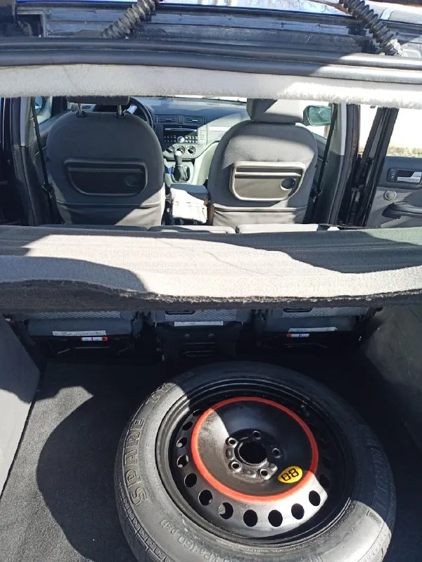 Продам форд фокус c-max 2004 г. механика; объём 1,8 мт. пробег 247000 км. авто в хорошем состоянии, во владении 7 лет, собственник. кузов без дтп, в родном окрасе, вся безопасность на месте, остекление родное включая лобовое стекло с обогревом (без трещин). технически в хорошем состоянии. резина летняя на литых дисках, зимняя на штампованных. установлено гбо, оформлено. осмотр в г. енакиево. цена 530000 руб. тел. +79493284100. 📞 🇷🇺 звоните: +79493284100 - фотография - 8