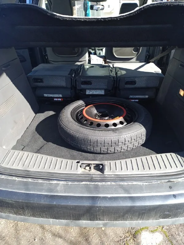 Продам форд фокус c-max 2004 г. механика; объём 1,8 мт. пробег 247000 км. авто в хорошем состоянии, во владении 7 лет, собственник. кузов без дтп, в родном окрасе, вся безопасность на месте, остекление родное включая лобовое стекло с обогревом (без трещин). технически в хорошем состоянии. резина летняя на литых дисках, зимняя на штампованных. установлено гбо, оформлено. осмотр в г. енакиево. цена 530000 руб. тел. +79493284100. 📞 🇷🇺 звоните: +79493284100 - фотография - 9