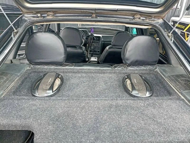 Продаётся ваз 2112 в нормальном состоянии 2006 года, инжектор 16 v. по технике всё хорошо, стоит газ евро 4 зарегистрированный в мрэо. комплект зимней резины на штампах с машиной. цена 180 тыс. руб. ! +79493609934 +79493728371 📞 звоните: +7(949)3609934 - фотография - 7