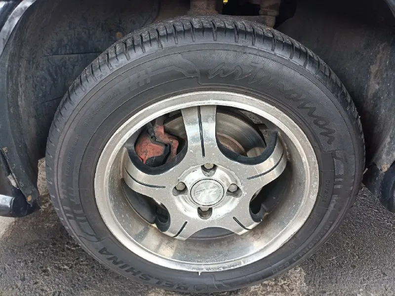 Продаётся ваз 2112 в нормальном состоянии 2006 года, инжектор 16 v. по технике всё хорошо, стоит газ евро 4 зарегистрированный в мрэо. комплект зимней резины на штампах с машиной. цена 180 тыс. руб. ! +79493609934 +79493728371 📞 звоните: +7(949)3609934 - фотография - 8