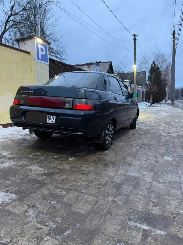 ✅ваз 2110 ✅год 2006. ✅пробег 200. ✅один хозяин. куплена в донецке в авто салоне при укр ✅родной окрас, заводской герметик вкруг родные стёкла. также обезшумленно все авто. чистый опрятный салон цена 240+ торг осмотр харцызск подробнее по телефону связь +79496301490 - фотография - 4