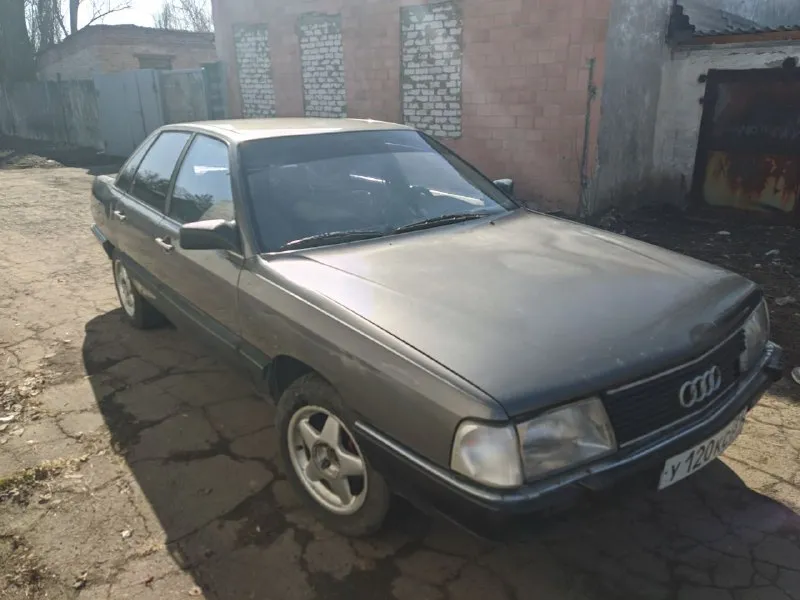 Audi 100 с3, 1983, 150 т. р. двигатель 2.3. колёса r15. продажа по техпаспорту. г. шахтёрск +79494652082 📲 tg: кирилл 📞 звоните: +7(949)4652082 - фотография - 3