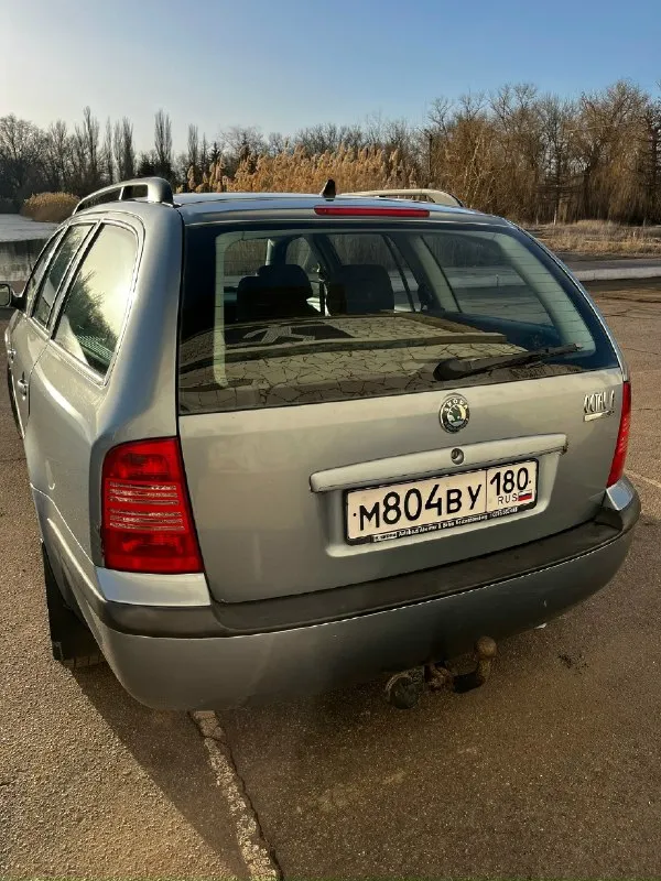 Продам skoda octavia tour 2004 год находится город енакиево цена 570.000руб разумный торг возле капо... - фотография