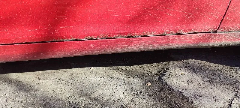 Продам mercedes-benz c-230 в w203 кузове. мотор 271 компрессор 1.8 тянет прям очень бодро, расходник менялся своевременно, масло заливали только motul 5w40. акпп тоже хорошая не пинается работает во всех режимах. для своих лет машина вполне живая но есть свои нюансы по кузову (все на фото), салон кожа ухоженный, все световые сигналы работают, стоит хорошая музыка, резина зима только сезон от ездила. документы стс. птс. все есть, стоит на учете. цена 650000 с музыкой. цена 550000 без музыки. торг уместен. тел:+7(949)-482-27-91 никита. находится в г. макеевка все остальные вопросы по телефону или при встрече. 📞 звоните: +7(949)4822791 - фотография - 3