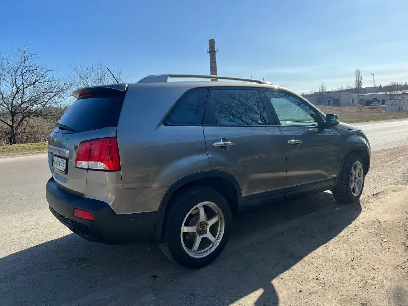 Срочно !!! продам kia соренто 2009г 2.4л! полный привод! машина моя, не перекуп! вложил много денег! цена 1.150 000 все вопросы по телефону +79491042900 📞 звоните: +7(949)1042900 - фотография - 4