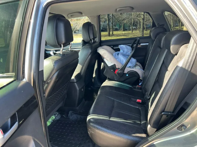 Срочно !!! продам kia соренто 2009г 2.4л! полный привод! машина моя, не перекуп! вложил много денег! цена 1.150 000 все вопросы по телефону +79491042900 📞 звоните: +7(949)1042900 - фотография - 6