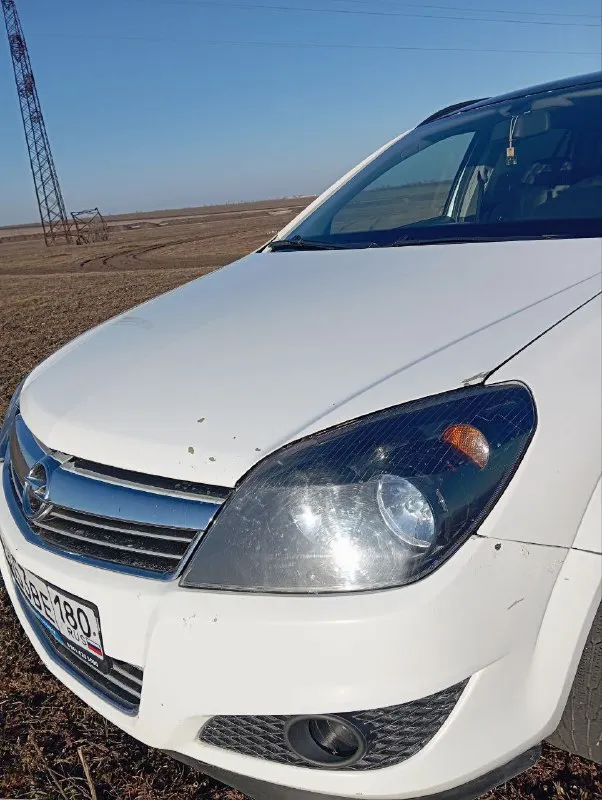 Продам машину opel astra h, 1.7 cdti 2007 года пробег 196 т. механическая коробка передач, 5-ти ступенчатая кондиционер был кап. ремонт двигателя и турбины на 174 т. заменены фары, стоит хороший свет. отшит egr, прошита на 1 stage заменены задние супорта и тормозные диски в круг ходовая часть без нареканий салон ухоженный, в машине не курили. из нюансов имеются сколы на капоте и прежним хозяином замята задняя дверь не критично! цена 670 уместен разумный торг! за дополнительной информацией писать в личку или по номеру телефона +79497150263 г. мариуполь 📲 tg:. .. 📞 звоните: +7(949)7150263 - фотография - 10
