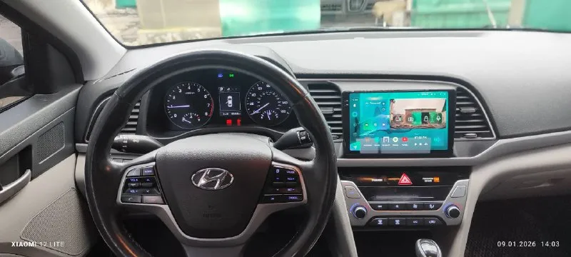 Hyundai elantra vi 2018 год 2.0 6-ст 150 л. с. родной пробег 83 тыс. км машина в отличном техническом и эстетическом состоянии, обслужена и ухожена. хорошая комплектация: - бесключевой доступ, - 2 ключа, - 6-ти ступенчатый автомат с 3 режимами: eco-standart-sport, - - кондиционер, - мультируль, - круиз-контроль, - 2х-зонный климат-контроль, - подогрев сидений, - люк, - цветной многофункциональный монитор teyes с камерой заднего вида и carpay, - видеорегистратор, - датчик давления в шинах, - литые диски лето (резина continental), - литые диски зима (резина nokian), за машину не стыдно, продажа в связи с покупкой нового авто донецк, 1 570 млн, торг +7949 318 94 88 - фотография - 5