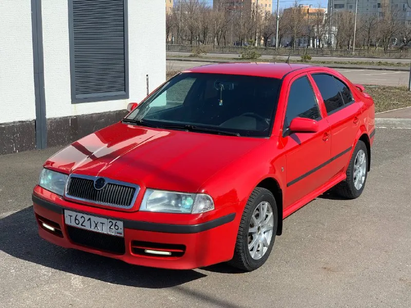 Skoda octavia tour 1.8t. wts год 2008 пробег 273т без дтп! 3 хозяина за все время автотека зеленая мотор 1.8т в идеальном состоянии масло не ест! тяга самолет коробка механика в штатном режиме комплектация wts диски сполер сидения рекаро черный потолок заводской выхлоп дисковые тормоза обвес г. мариуполь +79496347909 цена 550 срочно - фотография - 3