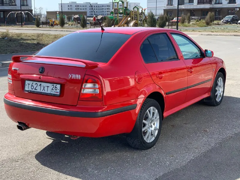 Skoda octavia tour 1.8t. wts год 2008 пробег 273т без дтп! 3 хозяина за все время автотека зеленая мотор 1.8т в идеальном состоянии масло не ест! тяга самолет коробка механика в штатном режиме комплектация wts диски сполер сидения рекаро черный потолок заводской выхлоп дисковые тормоза обвес г. мариуполь +79496347909 цена 550 срочно - фотография - 6