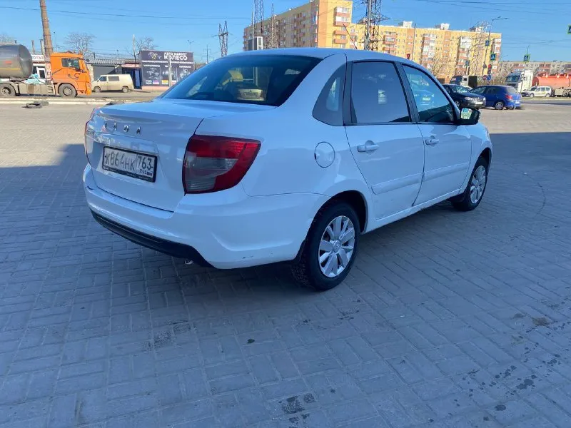 Продам лада гранта 2021 г. в с пробегом 84 000км авто в отличном состоянии, двигатель 8 клоп, работает идеально, ходовая идеал, коробка без нареканий, тормоза обслужены, кондиционер работает, авто абсолютно без вложений. документы в порядке, переоформление без проблем. авто находится в городе мариуполь цена 650 000руб +79495524307 - фотография - 6