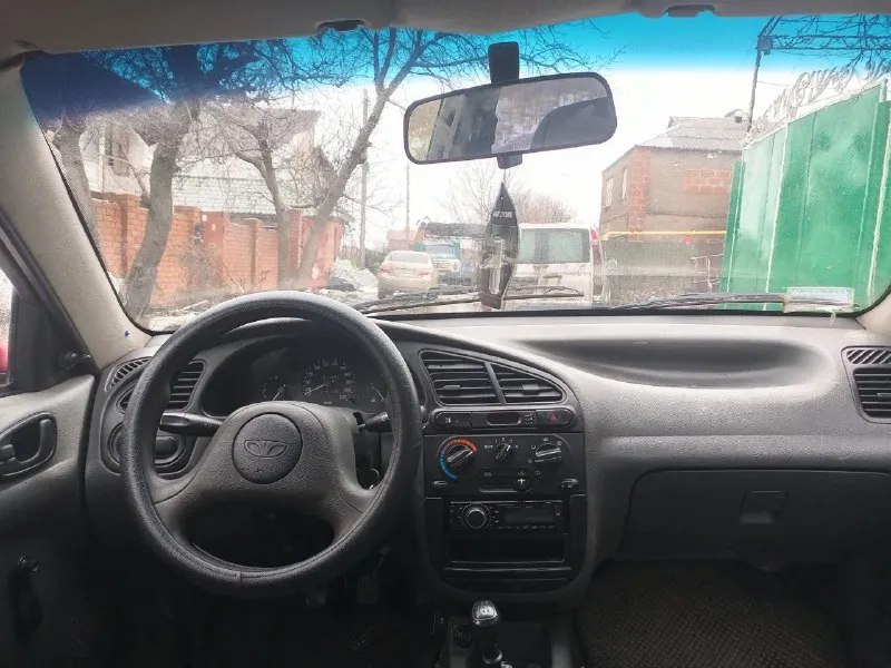 Продам део ланос 2005г. в, в хорошем состоянии, газ пропан зарегестрирован, один хозяин. год выпуска:2005г. в. цвет:красный объем двигателя:1.3л пробег:153т. топливо:газ/бензин кпп:механика 5-ти ступка документы:хозяин город:мариуполь цена:200т. р тел. , : +79498101517 - фотография - 6