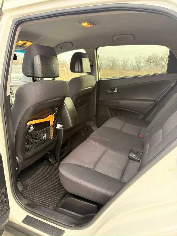 Продам ssangyong korando 2л турбо машина в отличном состоянии вложений не требует пробег 200т 2011 год выпуска 2 комплекта резины (фото старые, сейчас на рф учете) переоформление без проблем осмотр г. макеевка цена: 1150000 торг +79495058019 олег 📞 звоните: +7(949)5058019 - фотография - 4