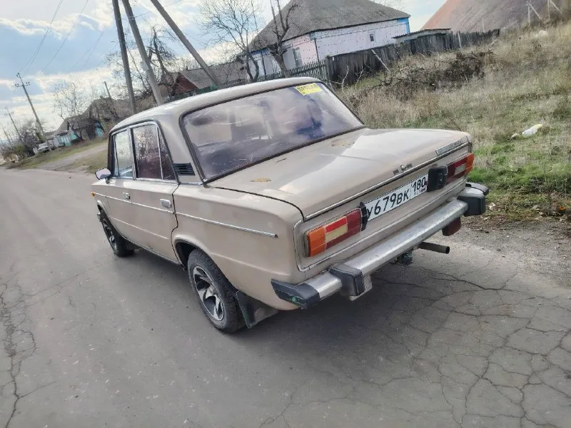 Продам ваз 2106 в идеальном состоянии машина в родной краске ровная гнили рыжиков нет ланжероны стаканы дно все родное ходовая в идеале мотор коробка отлично один хозяин г снежное цена 155000 тыс торг +7 949 411-86-72 📞 звоните: +7(949)4118672 - фотография - 4