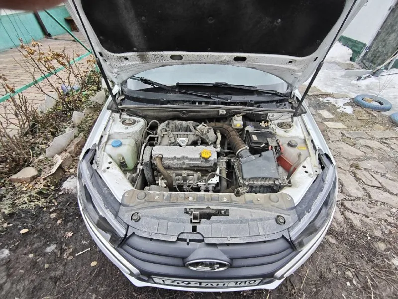 Продам ваз гранту 1.6 бензин 2023 года 25 тысяч пробега передний привод, механика технически в отличном состоянии рфжиков и ржавчины нет хозяин 1. цена 850 000 тыс +79496205827 телеграм 📞 звоните: +7(949)6205827 - фотография - 2