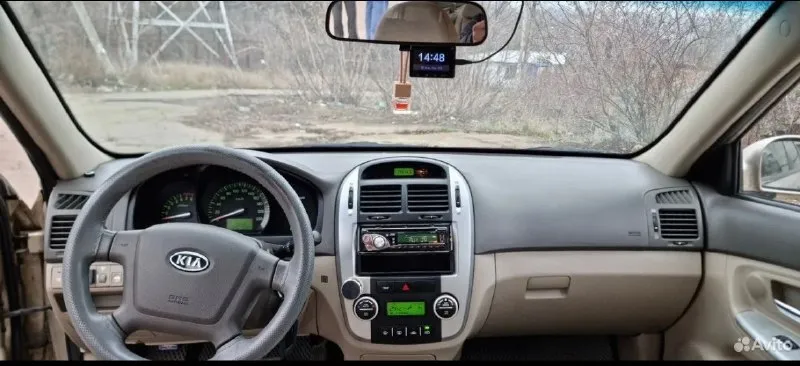 Kia cerato в хорошем состоянии. Донецк продаётся надёжный и комфортный kia cerato. Автомобиль полностью на ходу, аккуратно эксплуатировался. ✅ 2 литра, 143 л. С. ✅ пробег 250 000 ✅ 2007 год ✅ цена 599 000 ✅ двигатель работает ровно ✅ коробка переключает без проблем ✅ ходовая часть без посторонних стуков ✅ кузов в хорошем состоянии для своих лет ✅ салон чистый и ухоженный комплектация: • кондиционер • электростеклоподъёмники • усилитель руля • подушки безопасности • центральный замок • литые диски автомобиль комфортный и экономичный, отлично подойдёт как для города, так и для поездок. ✅документы в порядке. ✅возможен торг. 📞 пишите или звоните — отвечу на все вопросы. +79493878275
📞 Звоните: +7(949)3878275 - фотография - 9