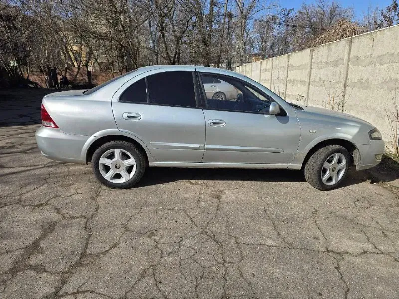 Продам nissan альмера классик 2006 года пробег родной 241138 машина в отличном состоянии, маленькие... - фотография