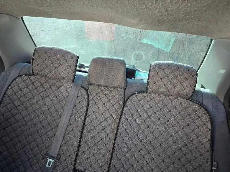 Продам nissan альмера классик 2006 года пробег родной 241138 машина в отличном состоянии, маленькие ньюансы по кузову (от времени), не крашена установлена хорошая музыка, планшет андроид, подогрев сидений, сигнализация, автозапуск двигателя. машина обслуживается во время! документы в порядке! стоимость 500 000 руб +79494421374 📞 звоните: +7(949)4421374 - фотография - 5