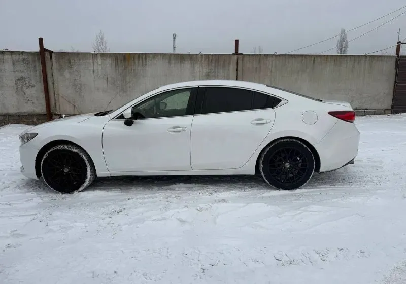 Mazda 6 2014 год 123т родного пробега мотор 2.0 атмосферный 150л. с коробка автомат подогрев сидений климат контроль мультируль 2 ключа зимняя и летняя резина в новом состоянии зеленая автотека масла фильтра заменены на полном ходу цена:1450000₽ +79495135556 - фотография - 4