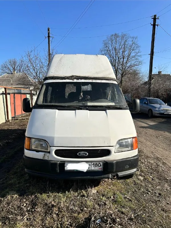 Ford транзит 2.5 1999г на полном ходу. по документам пассажирский, категория д. несущие части целые.... - фотография