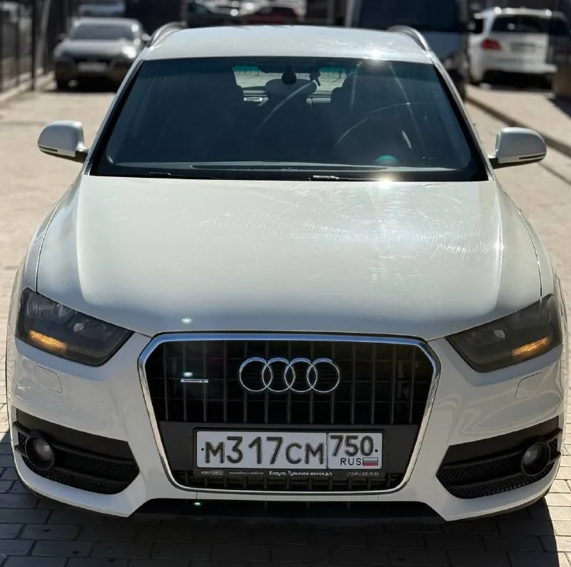 Продам автомобиль audi q3 2.0 tfsi quattro s tronic (177л. с) пробег - родной год выпуска - 2013 двигатель - бензин, работает идеально! коробка автомат - переключает плавно, без пинков и задержек! ходовая часть как у нового авто. электрика работает в штатном режиме, все мелочи! по документам полный порядок!учет рф, переоформление без проблем или дкп! в отличной комплектации, есть все для комфортной езды! кузов в отличном состоянии!без гнили и дырок! салон в отличном состоянии. за все время эксплуатации два владельца!! на все другие ваши вопросы отвечу по телефону! цена:1.320.000р (торг реальному покупателю) номер:+79490763198 номер:+79498228009 г. макеевка 📞 звоните: +7(949)0763198 - фотография - 5