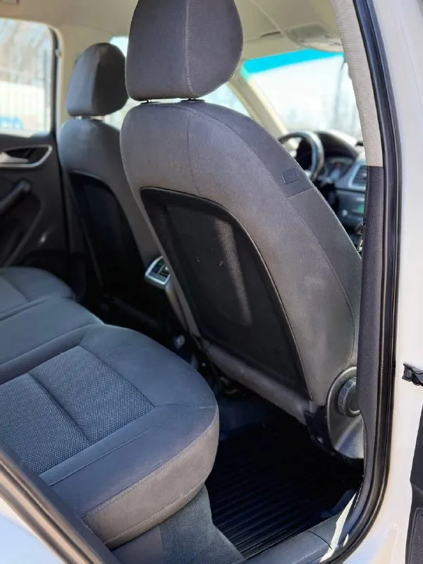 Продам автомобиль audi q3 2.0 tfsi quattro s tronic (177л. с) пробег - родной год выпуска - 2013 двигатель - бензин, работает идеально! коробка автомат - переключает плавно, без пинков и задержек! ходовая часть как у нового авто. электрика работает в штатном режиме, все мелочи! по документам полный порядок!учет рф, переоформление без проблем или дкп! в отличной комплектации, есть все для комфортной езды! кузов в отличном состоянии!без гнили и дырок! салон в отличном состоянии. за все время эксплуатации два владельца!! на все другие ваши вопросы отвечу по телефону! цена:1.320.000р (торг реальному покупателю) номер:+79490763198 номер:+79498228009 г. макеевка 📞 звоните: +7(949)0763198 - фотография - 9