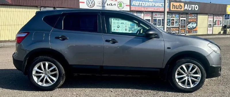 🚗🅰️🅰️nisan qashgai 📅год выпуска: 2013 📦кпп: автомат ⚙️двигатель:1.6л 💴цена: 930000т₽ 🗺️пробег:170.000 км объем 1.6 -полностью обслужена -усилитель руля -круиз контроль -4 эл стеклоподъёмника - зеркала с подогревом и эл складыванием -датчик света -датчик дождя -мультируль -акустика, aux, usb -камера задниго вида - подушки безопасности (airbag), abs, esp. звоните: +79495206779 +7-949-8307562 +79494660985 - фотография - 6
