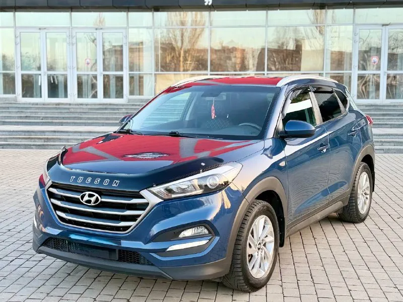 Hyundai tucson 2018г бензин 2.0 автомат автомобиль в хорошем состоянии! есть все для комфортного вождения! парктроник, монитор андроид, подогрев сидений передних и задних, климат/контроль, круиз/контроль, мульти-руль, датчик дождя, авто свет, помощь при спуске, и многое другое…. с документами полный порядок!! диагностическая карта есть!!! цена 1,885₽ все вопросы по тел+79495722131 📲 tg: дмитрий 📞 звоните: +7(949)5722131 - фотография - 3