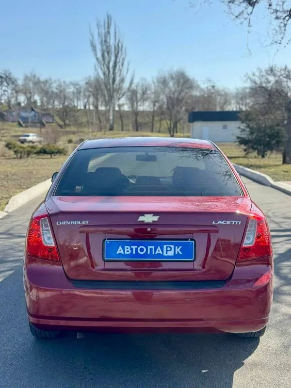 🇰🇵 chevrolet lacetti 💰цена: 650 000р 🏢город: мариуполь 📅год выпуска: 2012 🧾пробег: 174 610 км. ⚙️двигатель: 1.6 ⛽топливо: бензин ⚙️кпп: механика 📞 телефон: +7-949-727-41-51 +7-949-551-91-52 +7-989-263-55-56 💾 описание: - фотография - 5