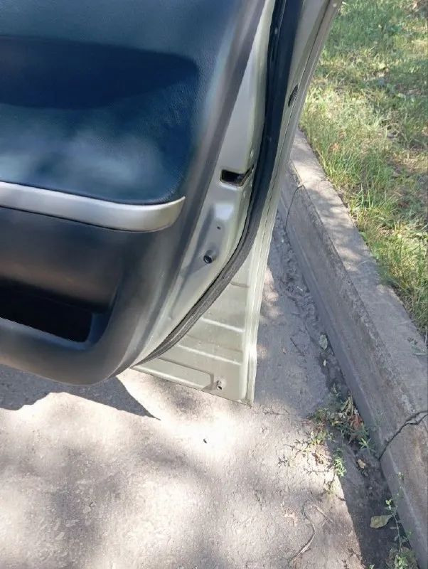 Продаю тоyota (тойота) corolla verso 2 2005 г. в. 2 л. 268 тыс. пробег. не пригон. я хозяин, единств... - фотография