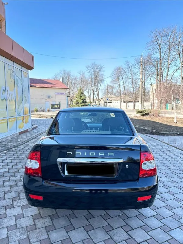 Продам ваз приору 2011г. в. 195к родного пробега, один зохяин в изумительном состоянии( авто без дтп) стекла все родные, автотека зеленая. кузов ровный как струна без вмятин, царапин и без намёка на гниль выглядит шикарно, двигатель идеал масло не ест от слова совсем. не дымит, не троит, коробка идеал не хрустит, не выбивает без посторонних звуков. ходовка просто отличная. дно, пороги супер без намёка на ржавчину и тем более гниль. стаканы, лонжероны, швы, герметик завод. новая летняя резина салон шикарный на 5+ документы в полном порядке возможен обмен цена: 415000 тыс рублей связь со мной: +7949-558-73-52 телеграмм +7988-585-79-37( телеграмм) звоните в любое время 📞 звоните: +7(949)5587352 - фотография - 6