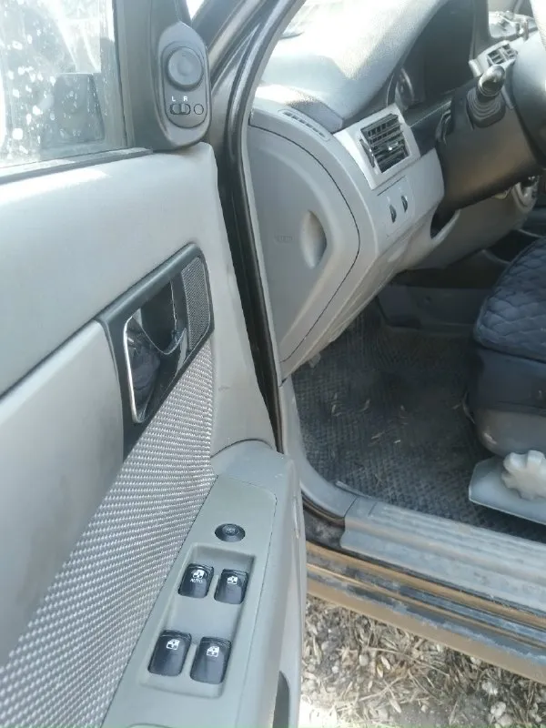 Chevrolet лачетти 1.6 мкппп год выпуска 2010 цена: 405 (+торг, ) автомобиль в хорошем состоянии мотор работает ровно не дымит не троит масло не ест! днище не ржавое вообще. хорошая комплектация кондиционер стеклоподъёмники 4 подогрев сидений гидроусилитель парктроник, борт. комп. печка 🔥 агонь электро регулировка зеркал и т. д всё светится, крутится. есть все для комфортного вождения с документами полный порядок юридически автомобиль чист. все жидкости заменены заменены привода передние в сборе, настроена вся электрика. 💡 обмен не интересует. звонить только по делу, или писать смс. причина продажи - покупка нового авто. макеевка, гвардейка. +79493676949 📞 звоните: +7(949)3676949 - фотография - 6