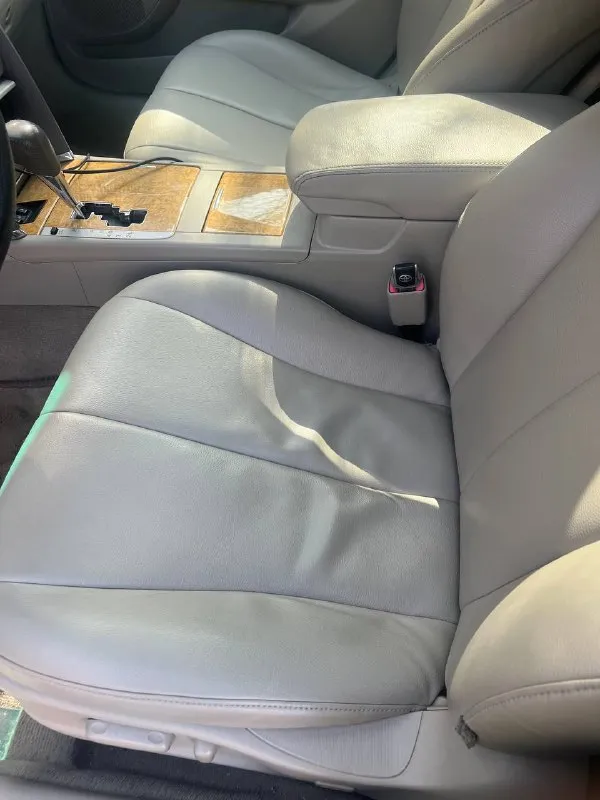 Тойота камри 2008 года! 2 владельца за весь срок эксплуатации, первый до 2023 года, я второй по настоящее время. двигатель 2.4, один из самых надежных и беспроблемных у toyota, замена масла каждые 7-8 тысяч, пробег 215000км(родной, не скрученный). ходовая часть обслужена, проблемных моментов нет, на 210 тысячах пробега заменены передние пружины и ступичные подшипники. по кузову всего один крашеный элемент, водительская дверь, была глубокая царапина в нижней части, пришлось красить всю дверь, все остальные кузовные элементы в родном окрасе! салон в отличном состоянии, сидения без потертостей, по электрической части все исправно и работает! хорошая комплектация, в дополнение установлена аудио система alpine с усилителем и сабвуфером, сделана шумо изоляция дверей! автомобиль в отличном состоянии, вложений не требует, сел и поехал! второй автомобиль в семье, продажа по ненадобности! 1200000₽ без торга +79493473365 - фотография - 6