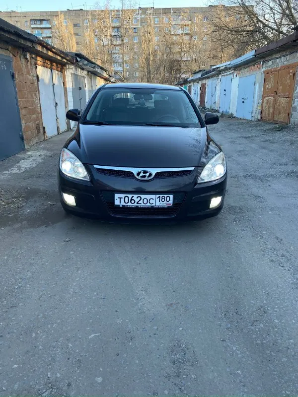 Hyundai i30 2008г 1.6 232000 км, хорошая комплектация, цвет коричневый, донецк цена 830000₽ тел 89496281426 📞 звоните: +7(949)6281426 - фотография - 2