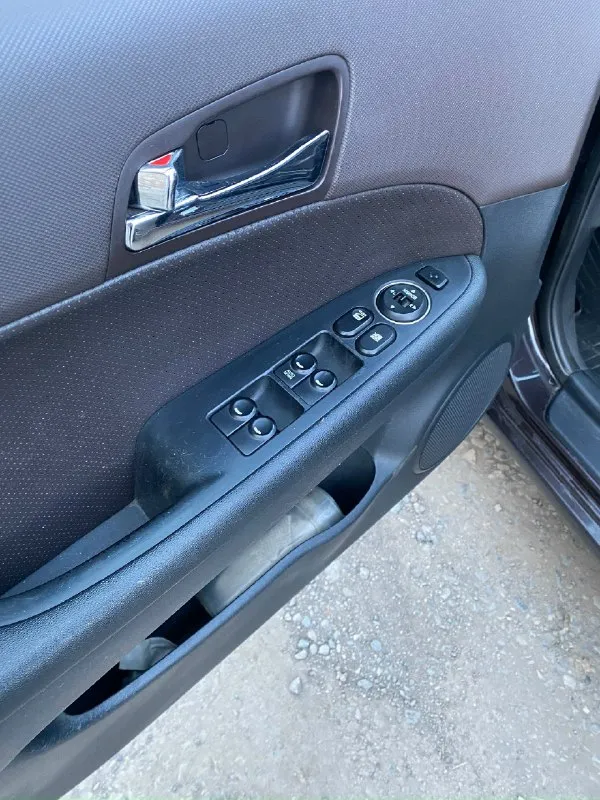 Hyundai i30 2008г 1.6 232000 км, хорошая комплектация, цвет коричневый, донецк цена 830000₽ тел 89496281426 📞 звоните: +7(949)6281426 - фотография - 7