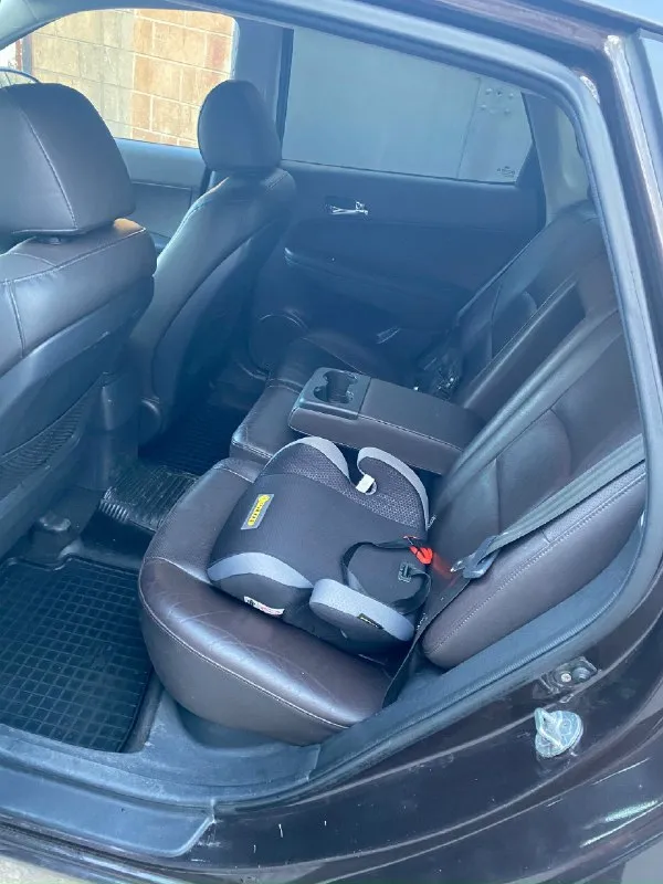 Hyundai i30 2008г 1.6 232000 км, хорошая комплектация, цвет коричневый, донецк цена 830000₽ тел 89496281426 📞 звоните: +7(949)6281426 - фотография - 8