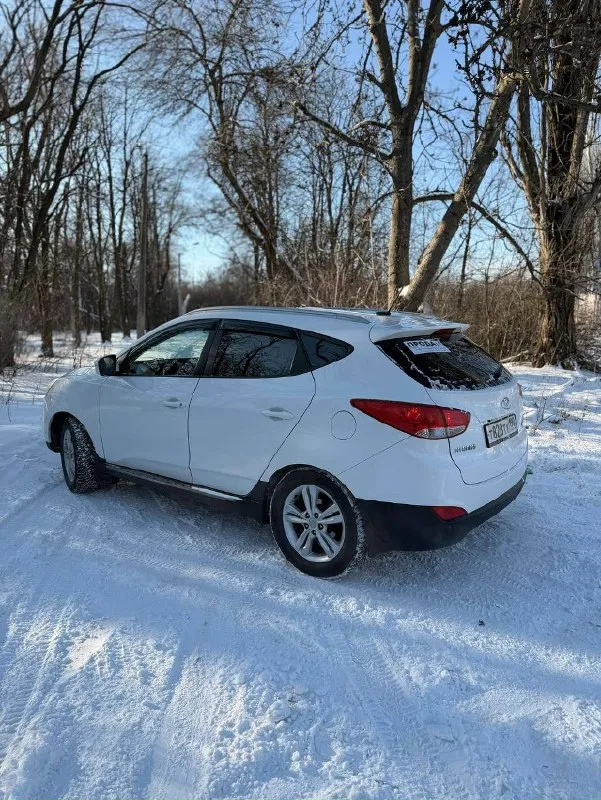 Hyundai ix 35 2012 год мотор 2.0 акпп пробег 234.000 км автомобиль в отличном состоянии. мотор после капиталки ‼️ полностью обслужен. без каких либо вложений. кузов и салон в отличном состоянии. любые проверки на сто. цена: 1.250🍋 торг! г. харцызск все вопросы : +79493870131 📞 звоните: +7(949)3870131 - фотография - 3