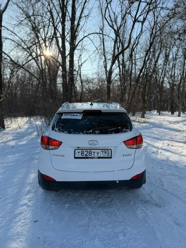 Hyundai ix 35 2012 год мотор 2.0 акпп пробег 234.000 км автомобиль в отличном состоянии. мотор после капиталки ‼️ полностью обслужен. без каких либо вложений. кузов и салон в отличном состоянии. любые проверки на сто. цена: 1.250🍋 торг! г. харцызск все вопросы : +79493870131 📞 звоните: +7(949)3870131 - фотография - 4