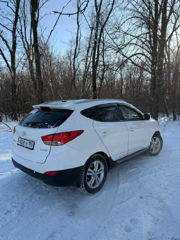 Hyundai ix 35 2012 год мотор 2.0 акпп пробег 234.000 км автомобиль в отличном состоянии. мотор после капиталки ‼️ полностью обслужен. без каких либо вложений. кузов и салон в отличном состоянии. любые проверки на сто. цена: 1.250🍋 торг! г. харцызск все вопросы : +79493870131 📞 звоните: +7(949)3870131 - фотография - 5