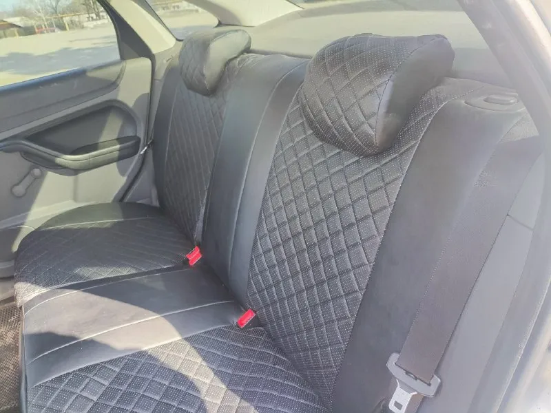 Ford focus 2. ford фокус 2 пробег 231.000 двигатель 1,6 бензин, атмосферный, простой и надежный. кпп механика. двигатель после полного капремонта(фото и видео капиталки есть). стоит хорошая андроид магнитола, новое лобовое стекло, хорошие кожаные чехлы. пройден техосмотр. продажа с полным переоформлением. из минусов(горит чек по лямбде). течей нет, новое сцепление. с ним отдам новые диски в коробке 16. осмотр город шахтерск. цена 550+торг +79493532173 📞 звоните: +7(949)3532173 - фотография - 5